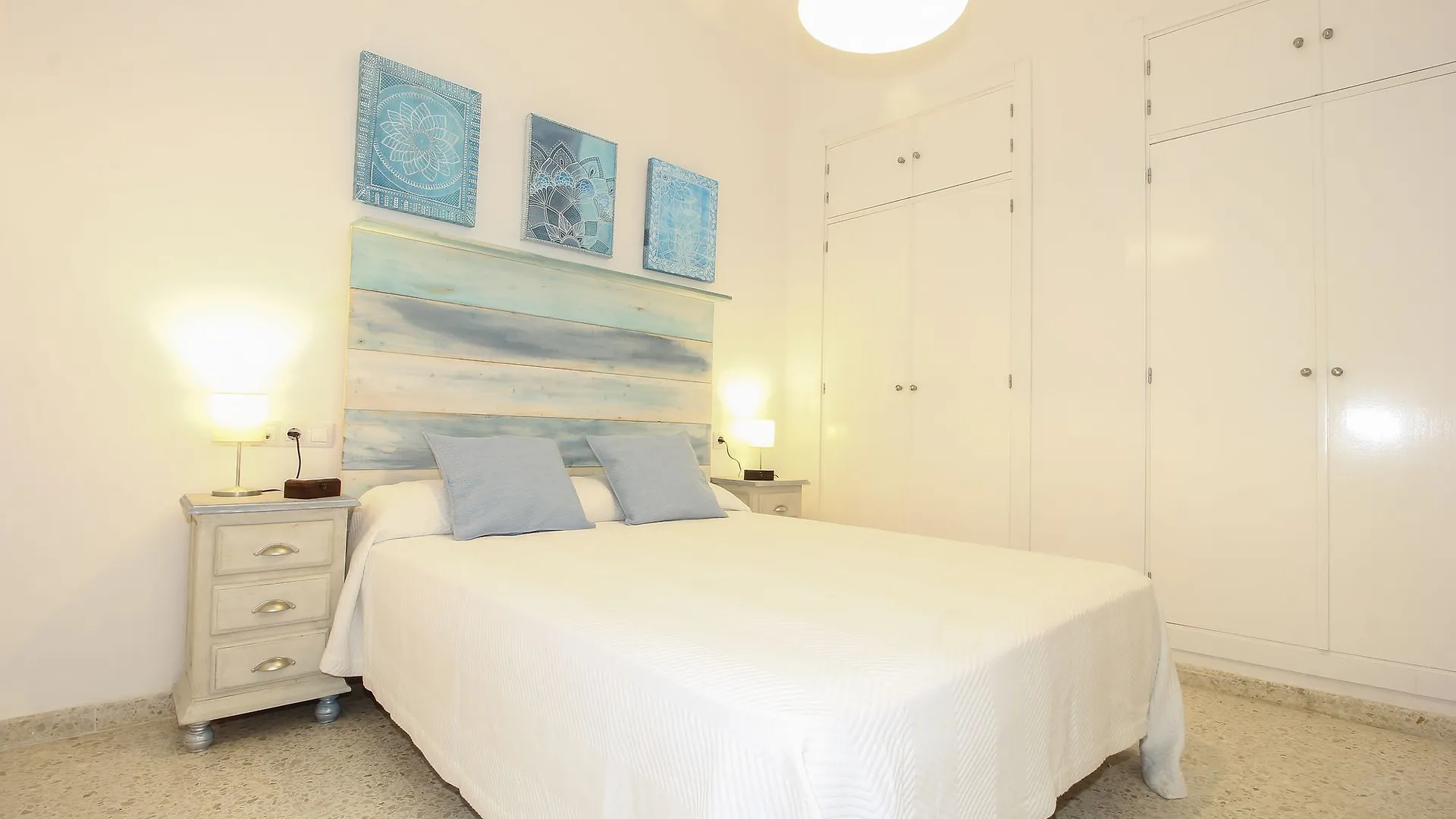 Deluxe Apartment Pastora Sevilla 0*,